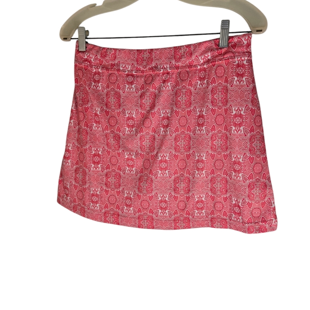PGA Tour Red and White Skorts with Textured Design